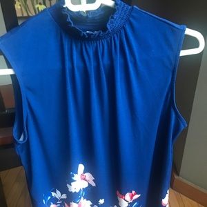 Elle sleeveless Blouse